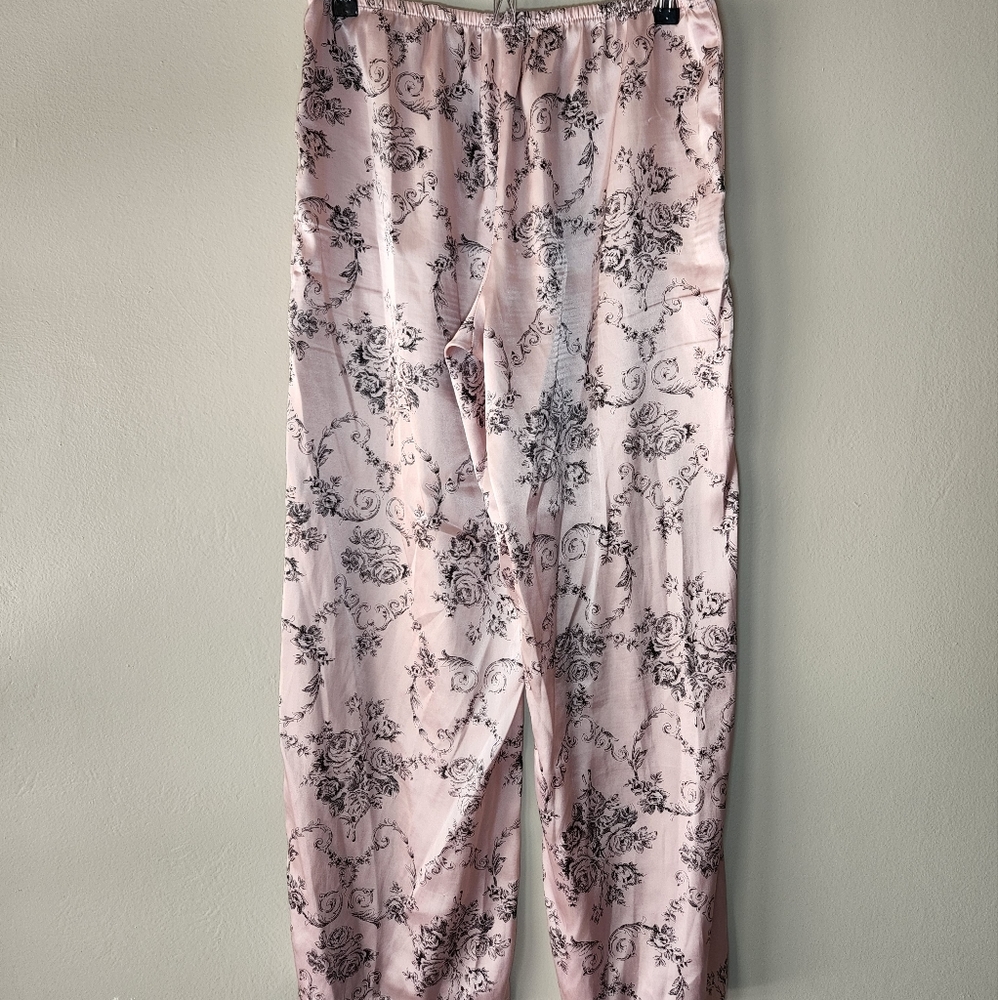 Gilligan & O'Malley Baroque Design Pants